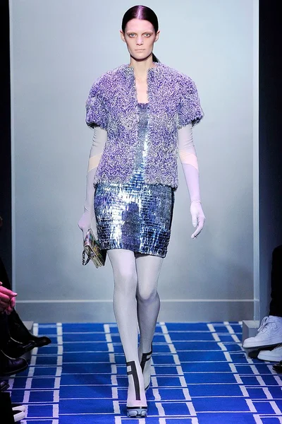 Look 33